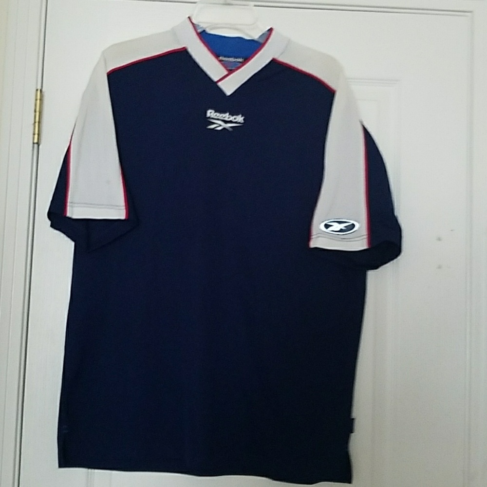 Vintage Reebok short sleeve soccer jersey